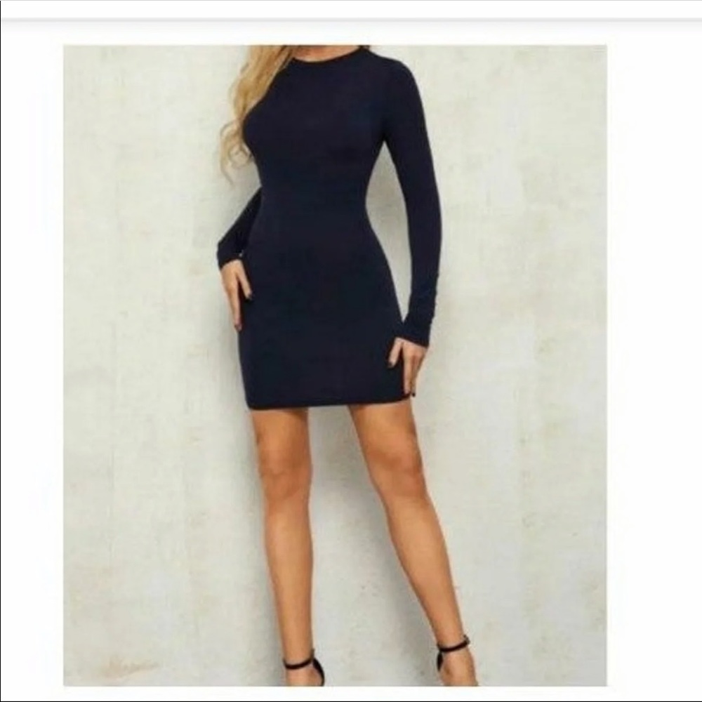 Dress - Picture 2 of 4